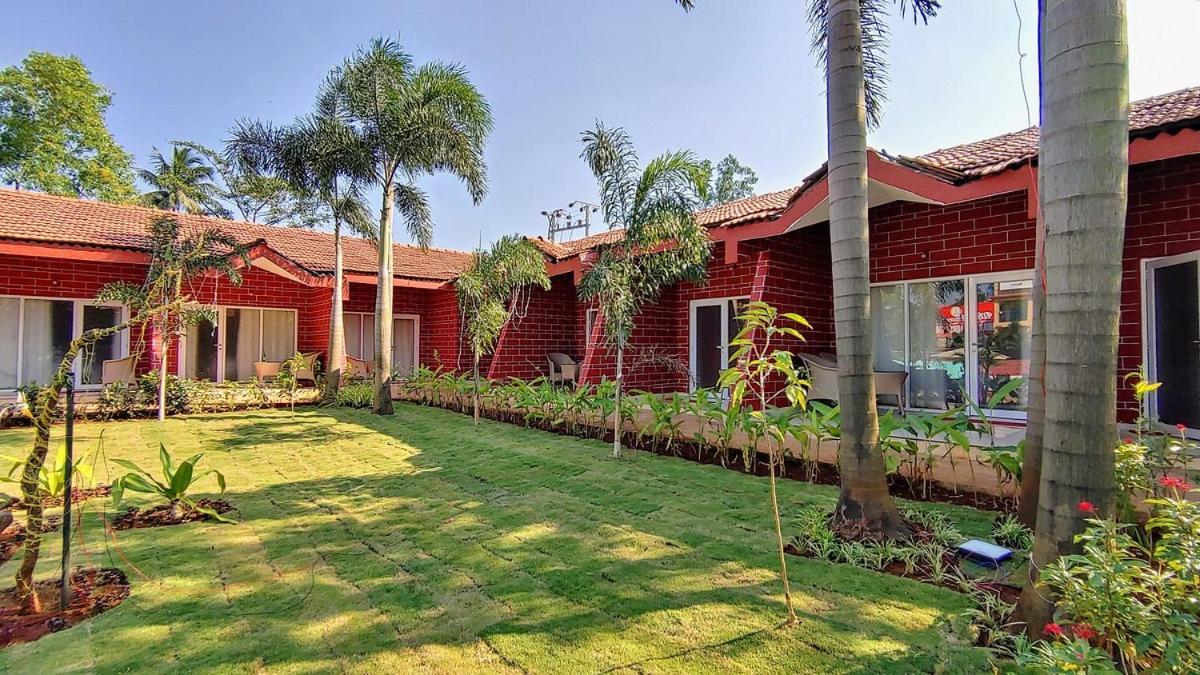 Whispering Woods Resort Lonavla Exterior foto