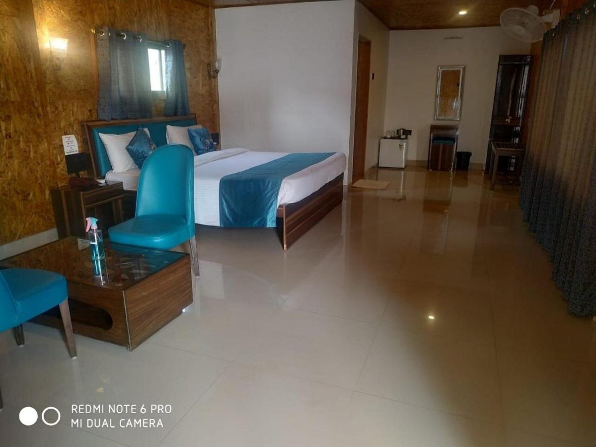 Whispering Woods Resort Lonavla Exterior foto