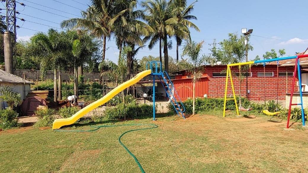 Whispering Woods Resort Lonavla Exterior foto